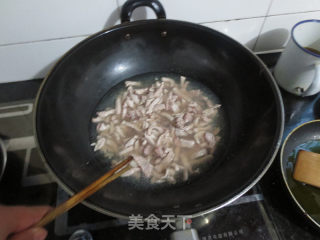 党参瘦肉汤的做法步骤：3