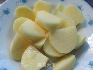 土豆脊骨汤的做法步骤：7