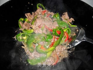 彩椒炒牛肉的做法步骤：6