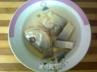 咸鱼蒸蛋的做法步骤：2