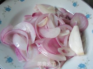 洋葱素鸡的做法步骤：8
