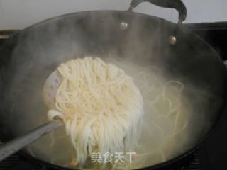 葱麻油拌面的做法步骤：3