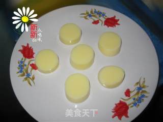 玉子虾仁的做法步骤：1