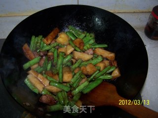 懒人做菜之——土豆烧豆角的做法步骤：7