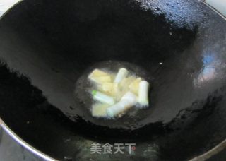 板栗烧寸排的做法步骤：6
