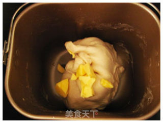 850克橙皮吐司的做法步骤：2