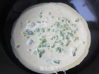 鸡蛋葱花饼的做法步骤：3