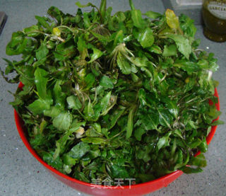 荠菜肉馄饨的做法步骤：2