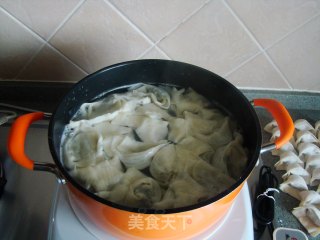 荠菜肉馄饨的做法步骤：12