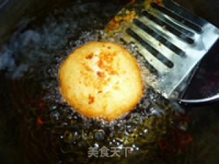 儿时的美味---炸糖糕的做法步骤：9