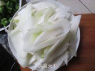 清炒芥蓝的做法步骤：1