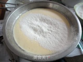 电饭锅做出健康蛋糕---黄金海绵蛋糕的做法步骤：7