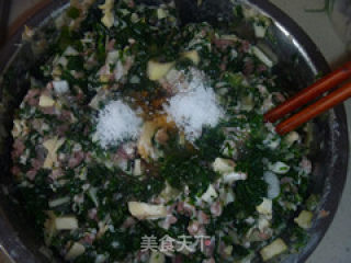 荠肉鲜笋水饺的做法步骤：8