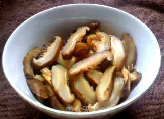 家常菜―肉丝扒茄子的做法步骤：2