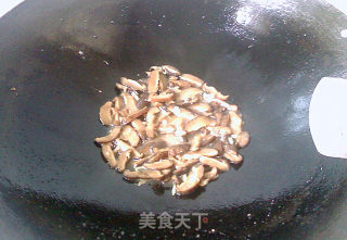 家常菜―肉丝扒茄子的做法步骤：7