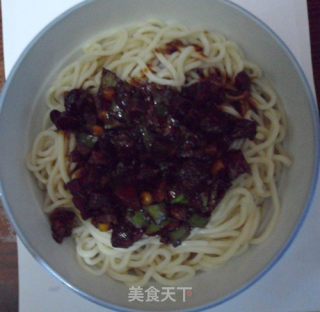 韩剧里常见的炸酱面的做法步骤：8