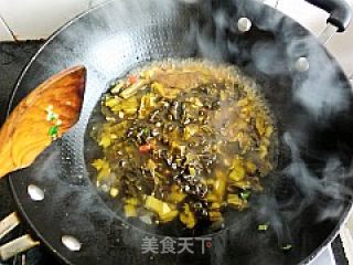 酸菜烧鸭血的做法步骤：7