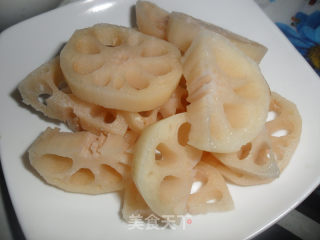 莲藕炖排骨的做法步骤：2