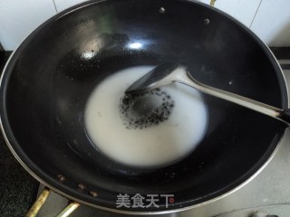 【塔吉锅】---焖红薯的做法步骤：6