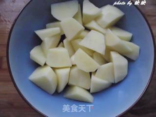 粉蒸鸡肉的做法步骤：2