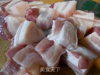 红烧肉的做法步骤：1