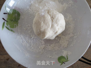 葱油饼的做法步骤：2