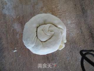 葱油饼的做法步骤：7