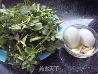 上汤西洋菜的做法步骤：1
