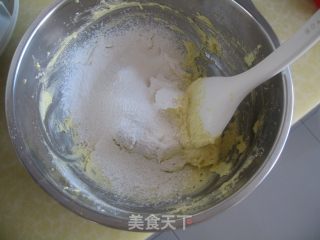 奶香曲奇饼干的做法步骤：3