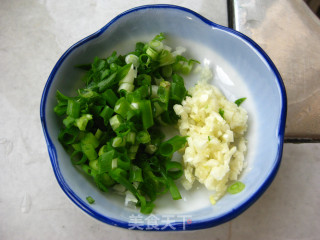 木耳腐竹拌菠菜的做法步骤：5