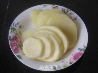 土豆烤鲳鱼的做法步骤：2