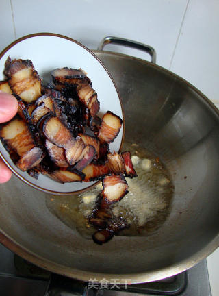 广西酸笋炒酱油肉的做法步骤：8