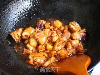 好吃不怕胖——竹笋烧鸡块的做法步骤：5