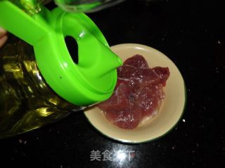 瘦肉莲子汤的做法步骤：2