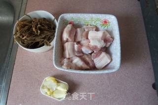 干豆角红烧肉的做法步骤：2