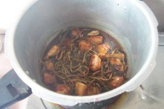 干豆角红烧肉的做法步骤：7