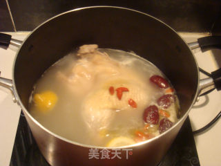 春季护好肝——美味柠檬鸡汤的做法步骤：6