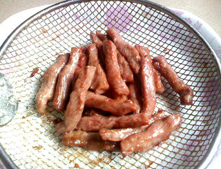 家常菜—肉条炒龙牙豆的做法步骤：8