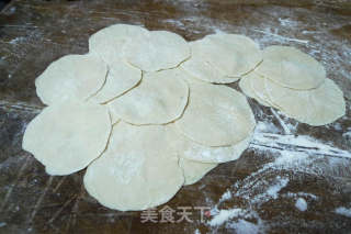 荠菜水饺的做法步骤：11