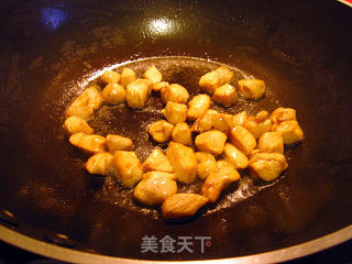 鸡肉炒西兰花梗的做法步骤：4