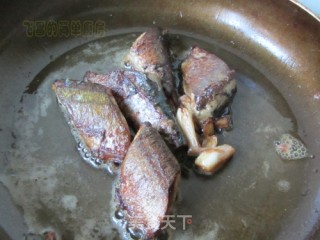 香煎秋刀鱼的做法步骤：5