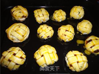 飞饼皮编织缕空球的做法步骤：8