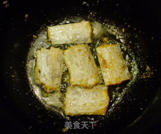 红烧带鱼的做法步骤：4