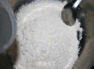【四川特色面食】炸酱铺盖面的做法步骤：1