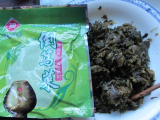 菌菇笃菜豆腐汤的做法步骤：3