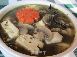 菌菇笃菜豆腐汤的做法步骤：15