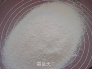 腊肉蘑菇乳蛋塔的做法步骤：1