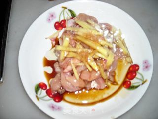 茶树菇炒鸡肉的做法步骤：5