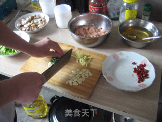孔氏辣子鸡丁的做法步骤：3