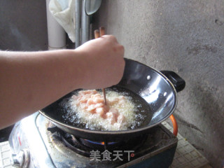 孔氏辣子鸡丁的做法步骤：7